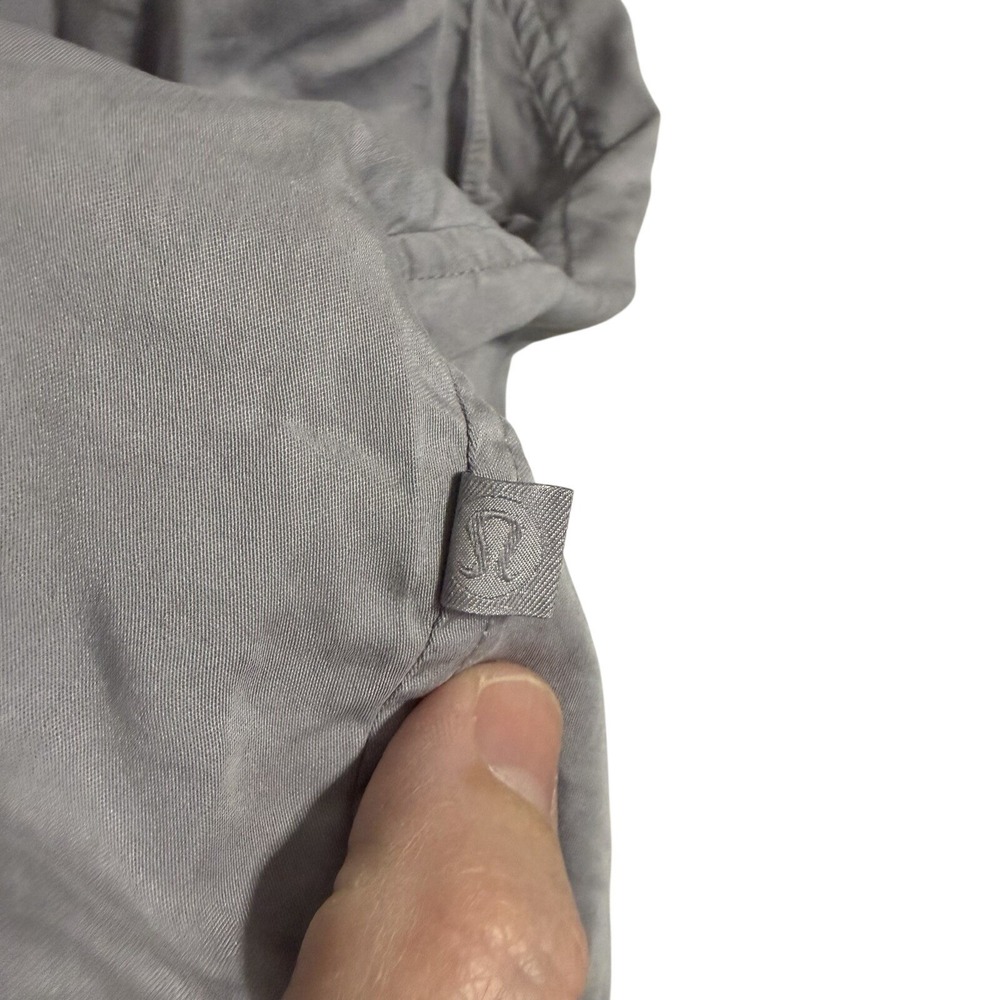 Lululemon Gray City Stroll Hooded Trench Coat Rain Jacket Women Size 8 Relaxed - Picture 7 of 11